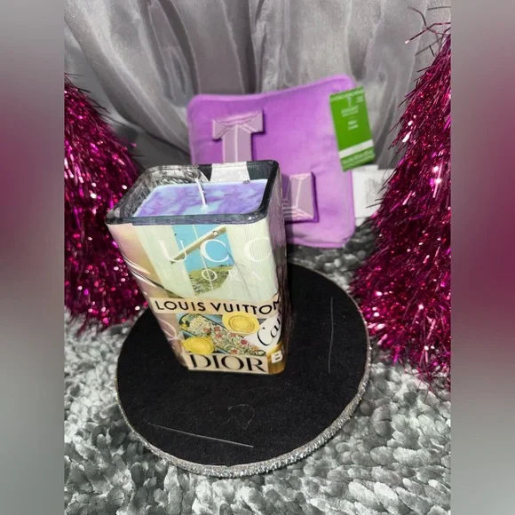 Soy Hand Made Spa Day Scented Candle - Lavender, Peppermint, & Eucalyptus - Picture 7 of 7